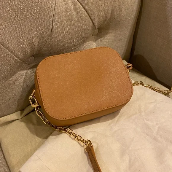 💕SOLD💕Tory Burch crossbody bag - Picture 4 of 6